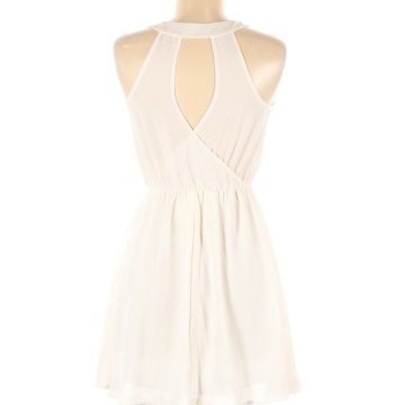 New White chiffon Lush dress - Picture 2 of 4